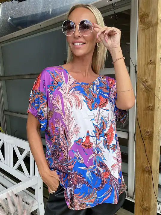 Ella Shirt - Blus med hål i ryggen